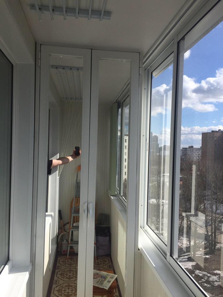 зеркальный шкаф на балкон
